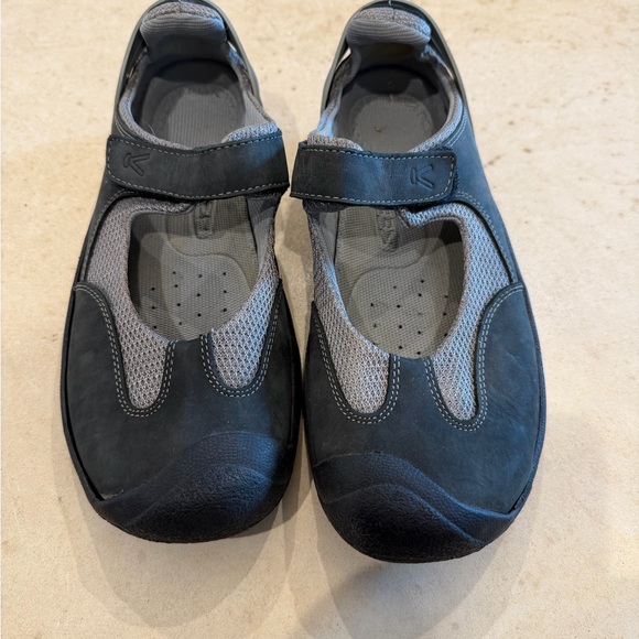 Keen Shoes - Black and Gray Mary Jane Keens